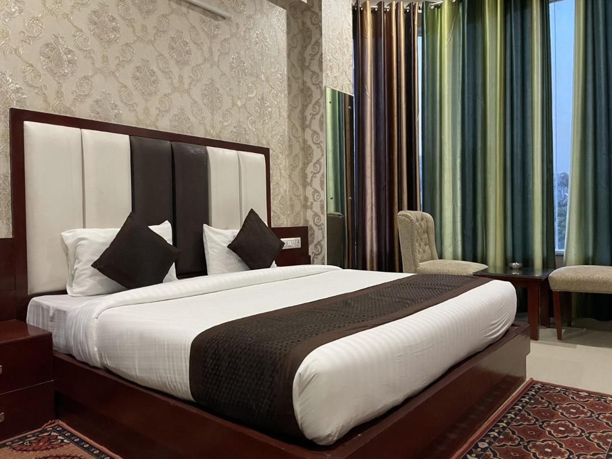 Raiwala Sumedha G Village Resort And Spa מראה חיצוני תמונה